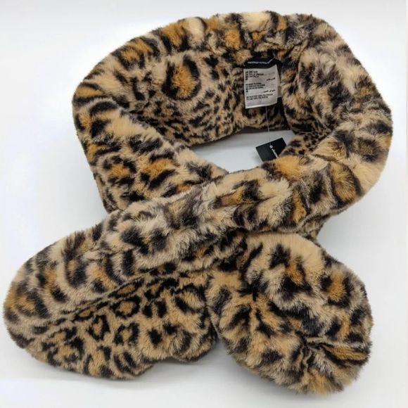 INC International Concepts faux-fur pull-through women's scarf-LEOPARD-NWT - Picture 4 of 6